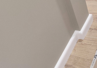 Установка плинтусов